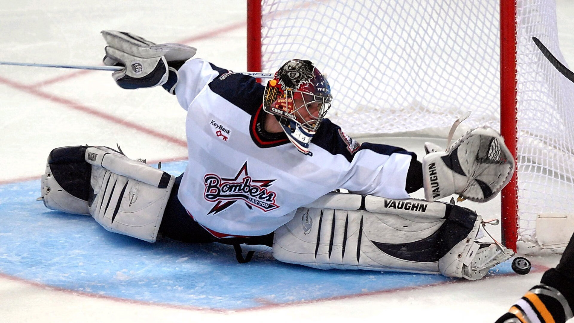 地方篮球小将赴海外试训展现中国青训成果走向国际舞台，中国青少年篮球训练营